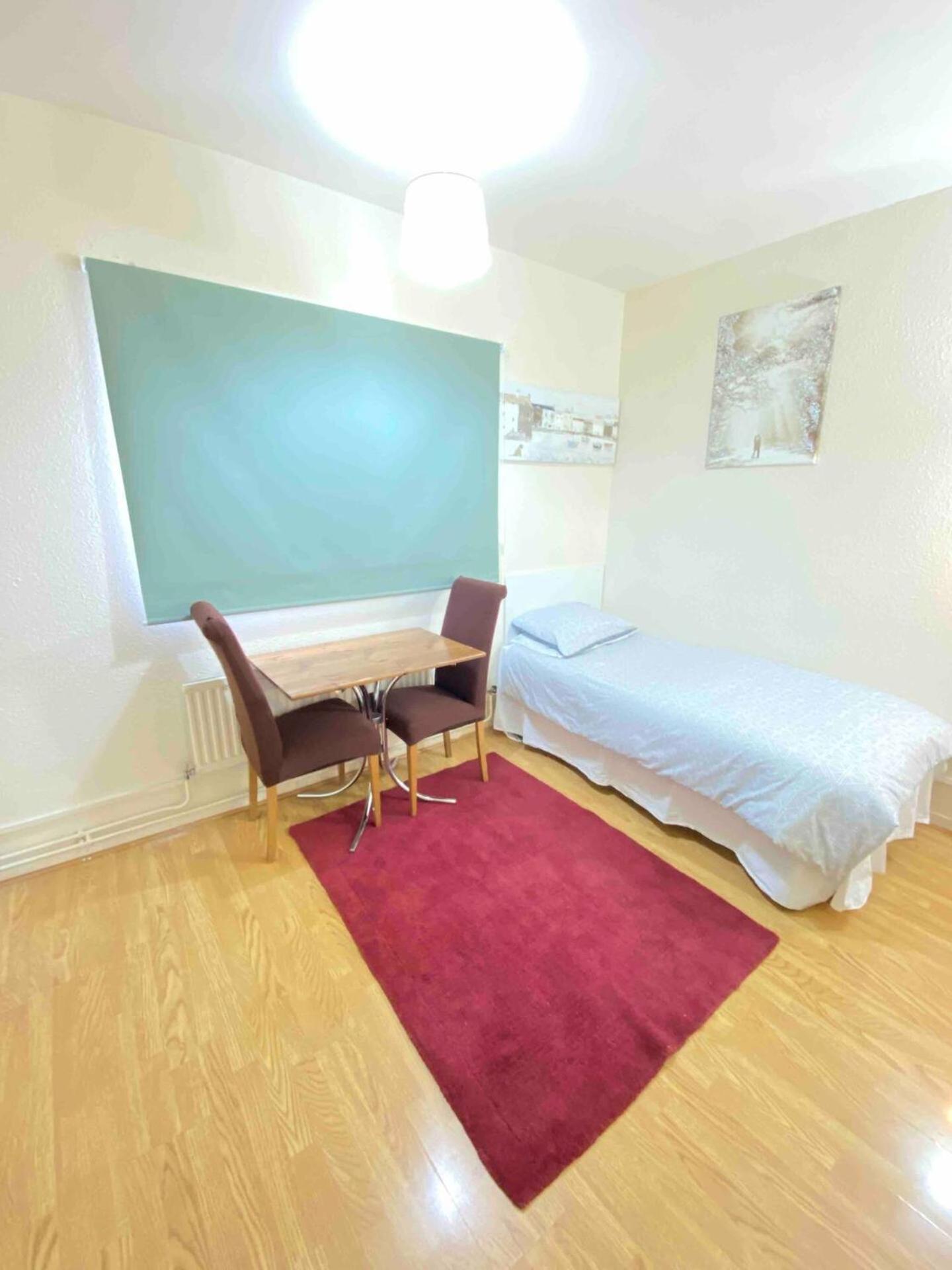Single - Kings Cross, Female Only,, Guest Homestay